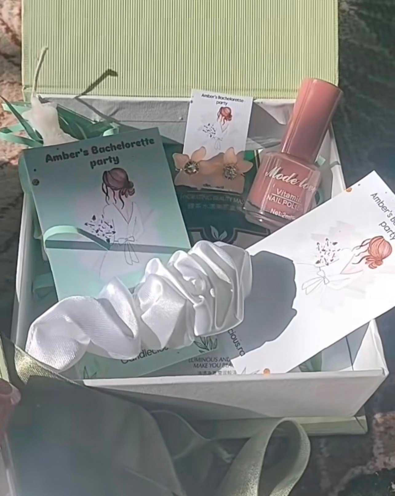 Gift hamper